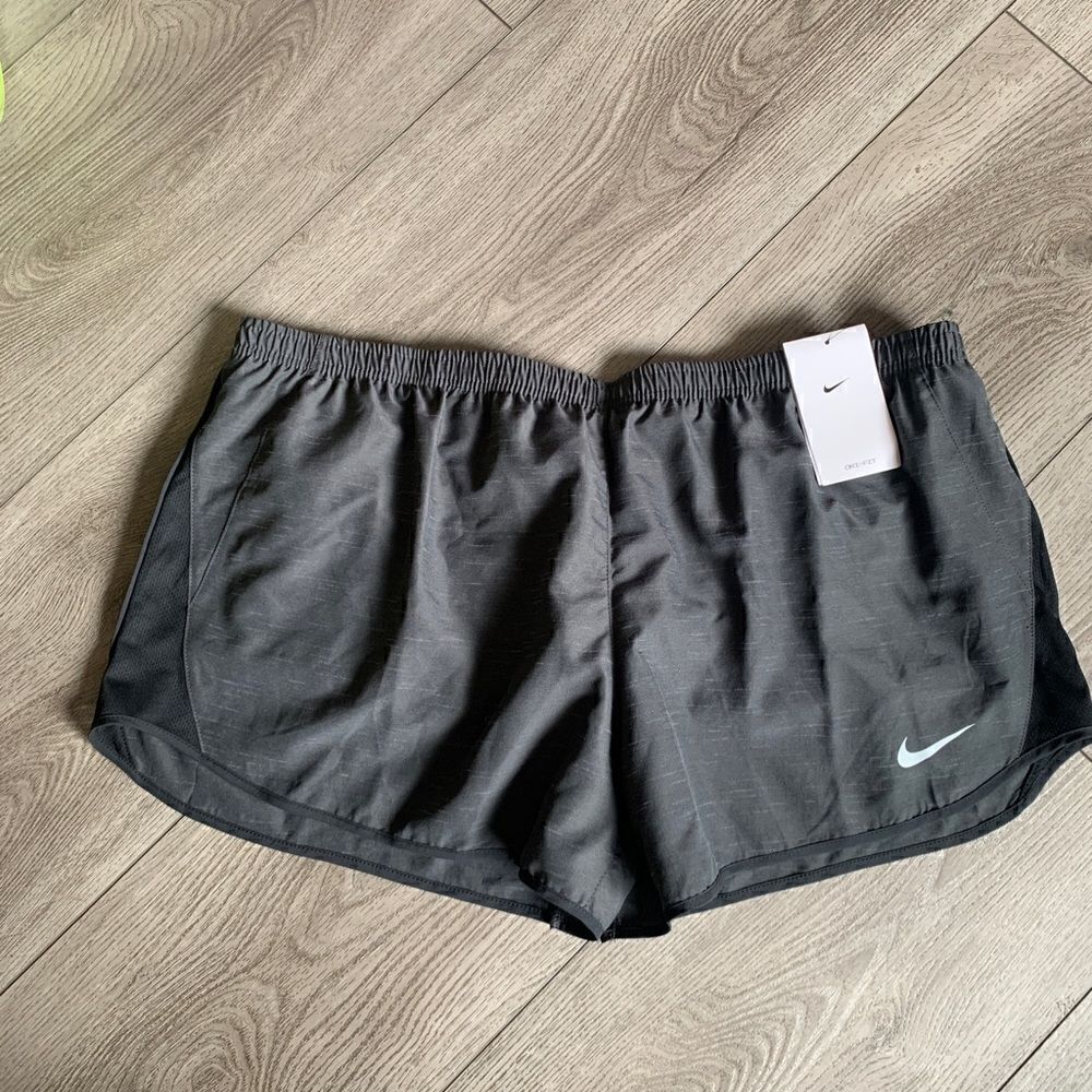 Nike woman’s running shorts with underwear